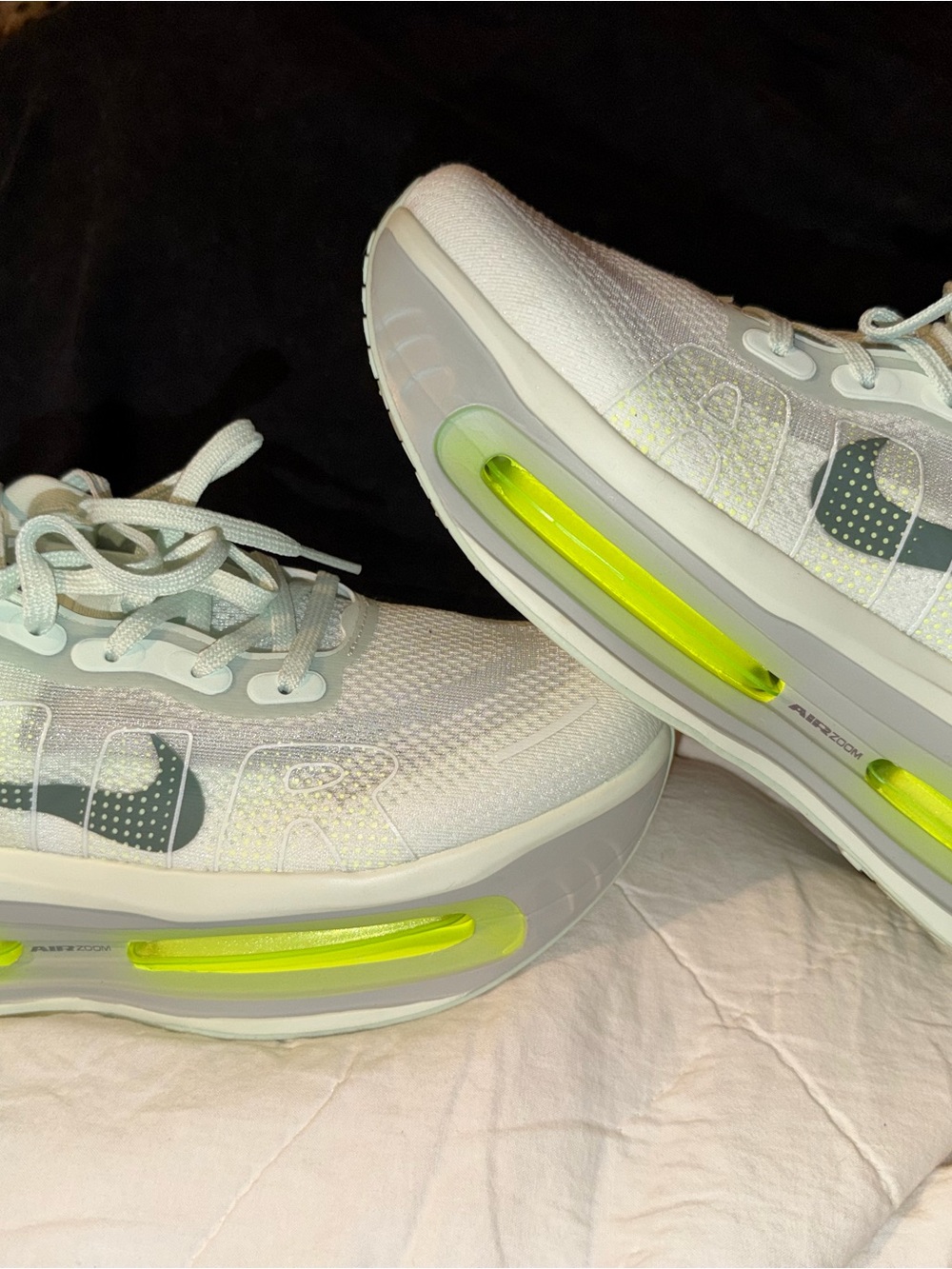 Nike Women Vomero Premium